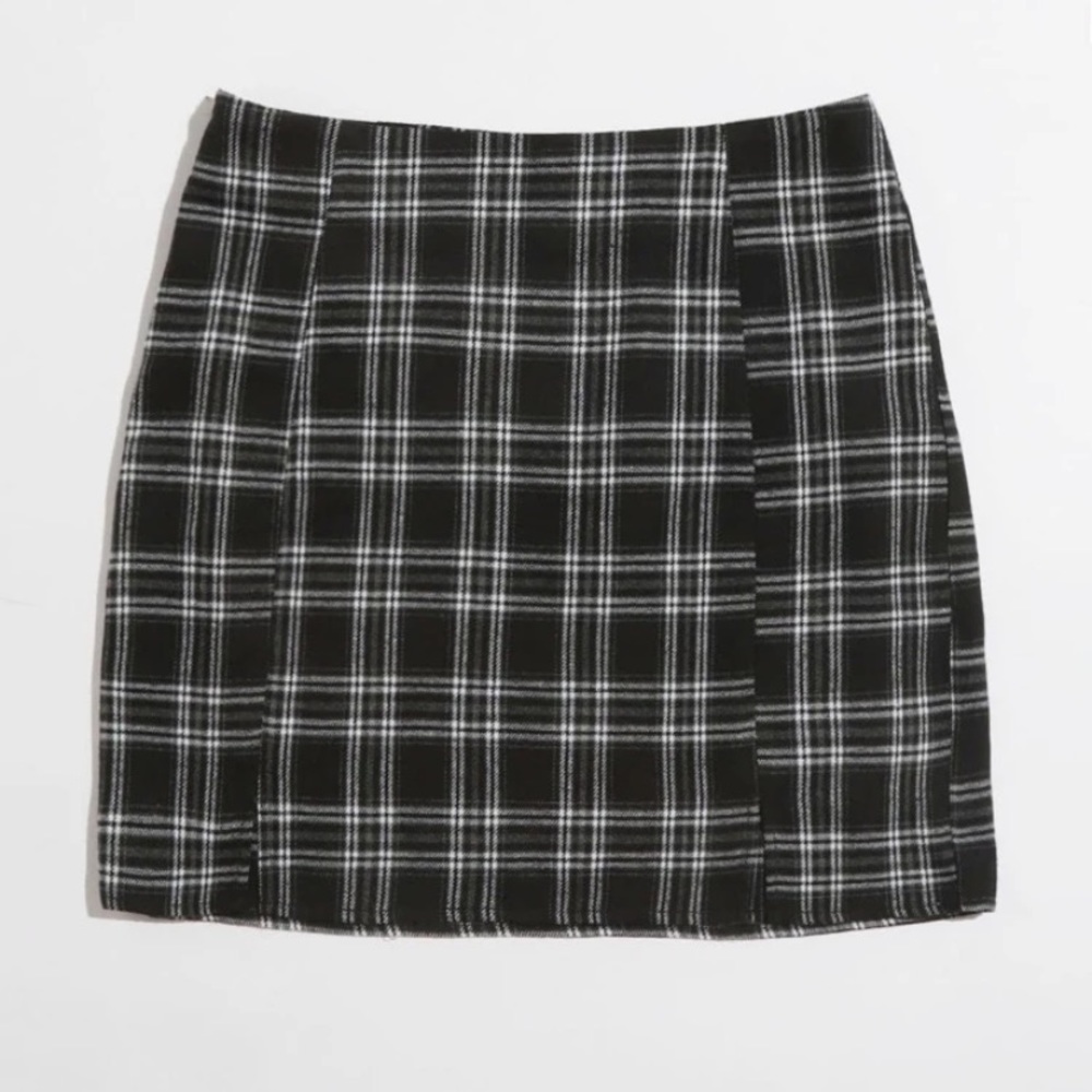 Shein slit tartan mini skirt (L)